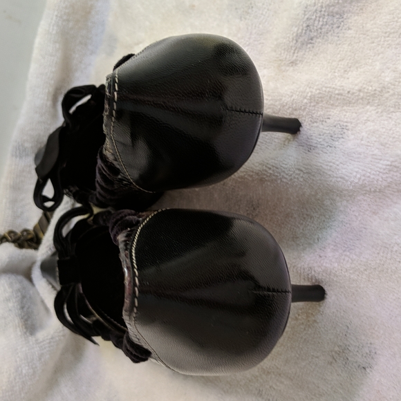 Coach P679 Sue heels - Picture 6 of 9